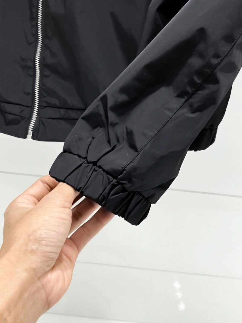 Moncler Outwear QuickDry 140721