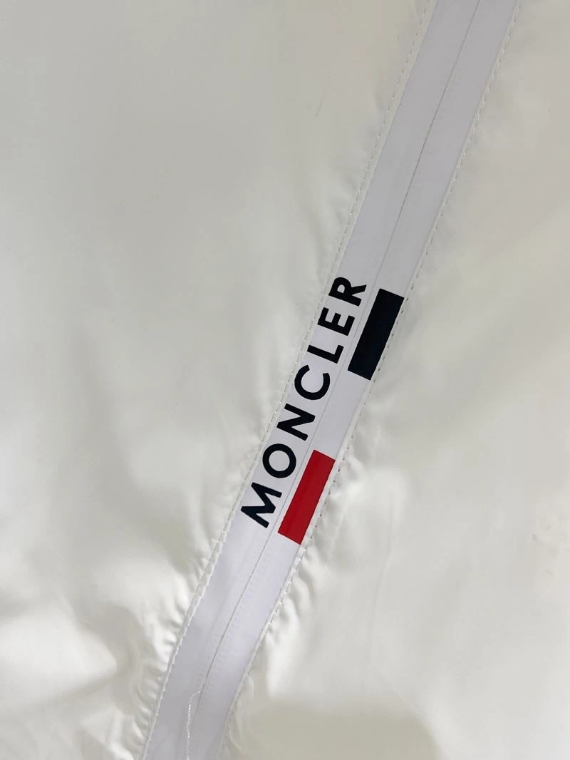 Moncler Outwear Breathable 140714