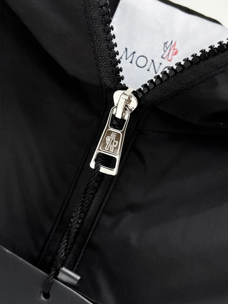 Sustainable Moncler Outwear 140705