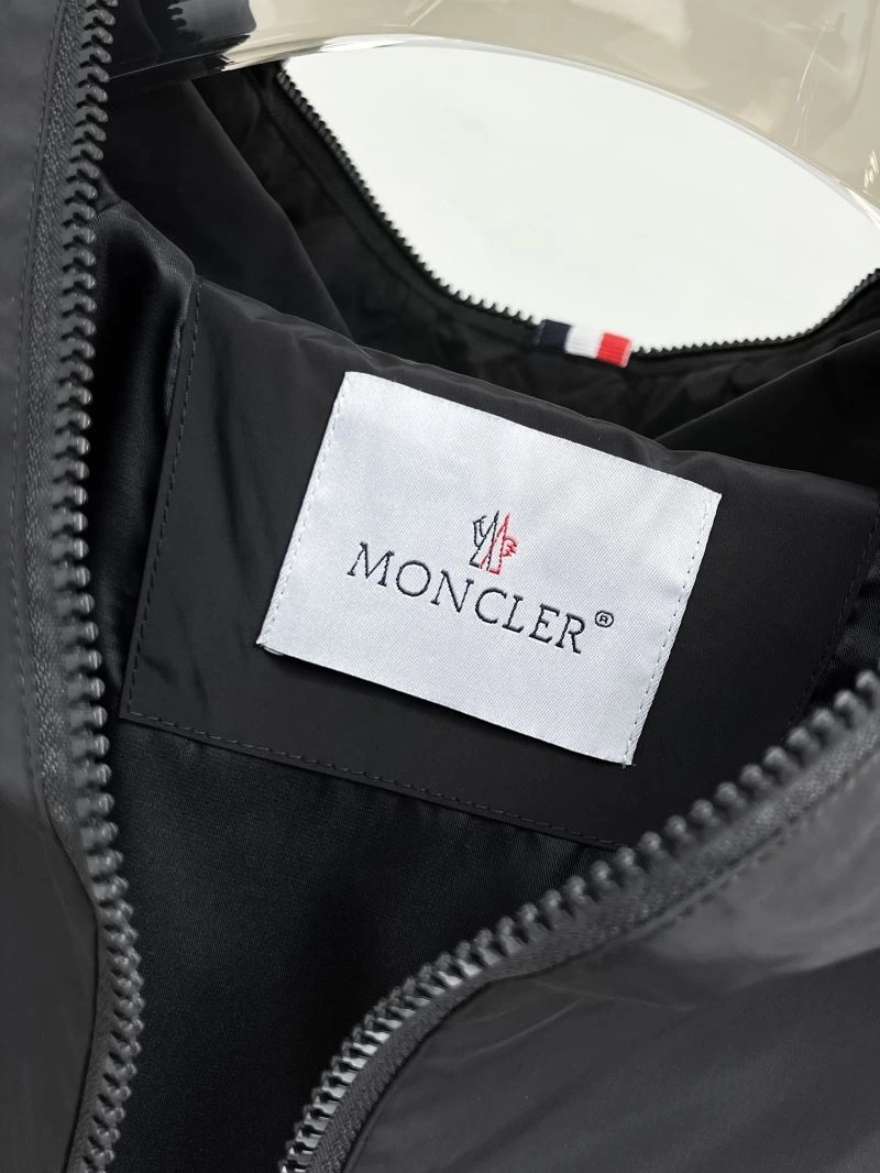 Sustainable Moncler Outwear 140705