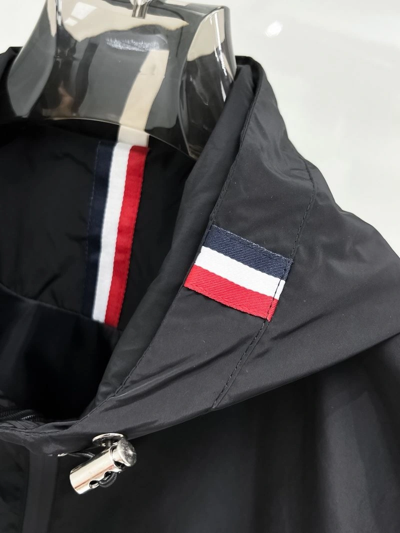 Moncler Outwear Sporty 140706