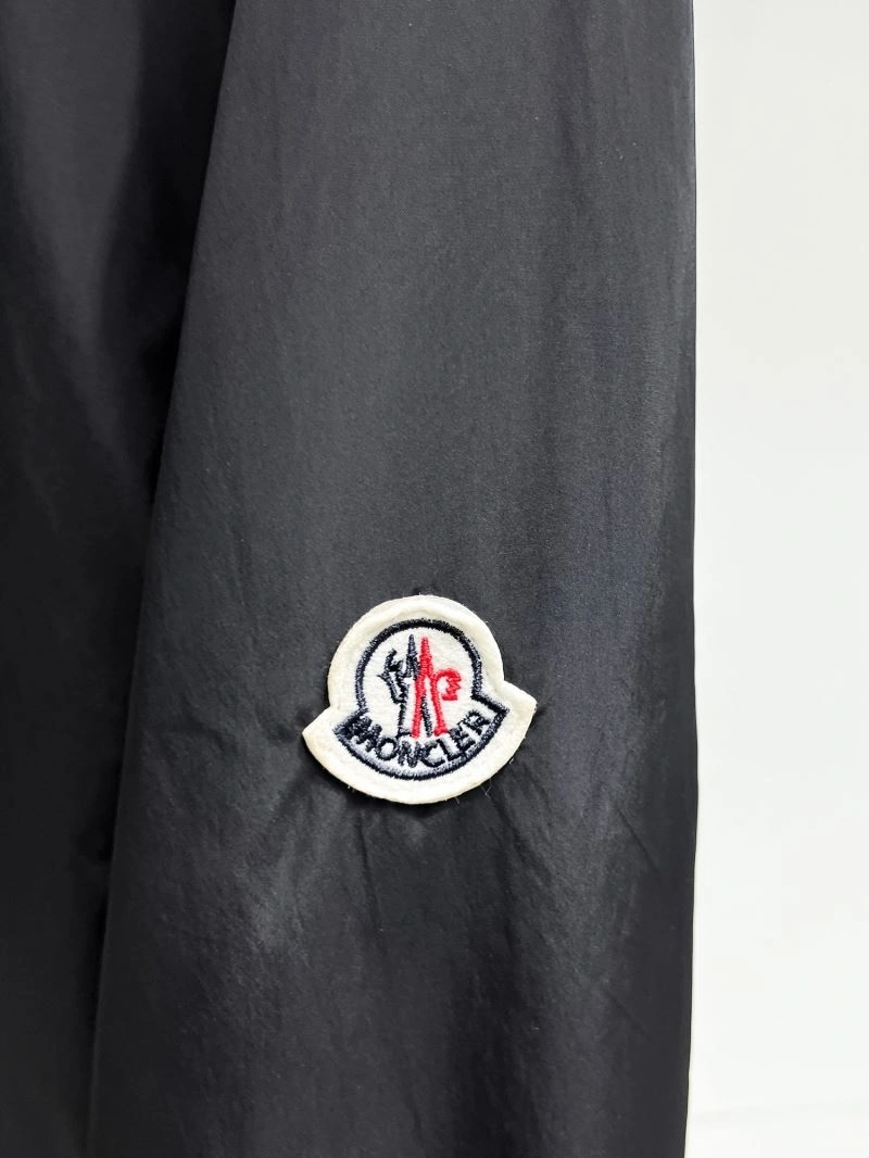Moncler Outwear Sporty 140706