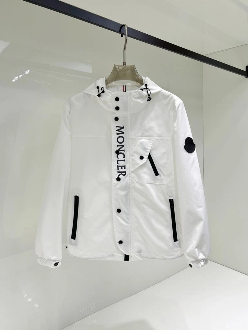 Sustainable Moncler Outwear 140719