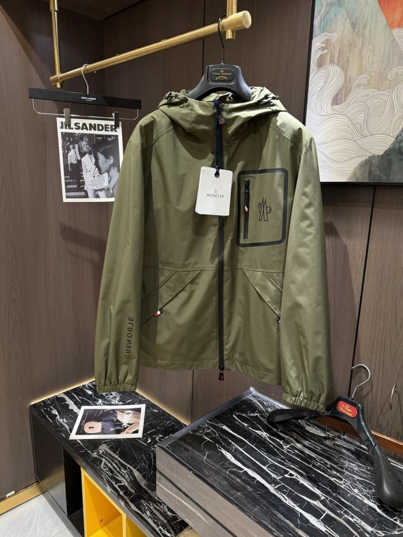 Trendy Moncler Outwear 140717