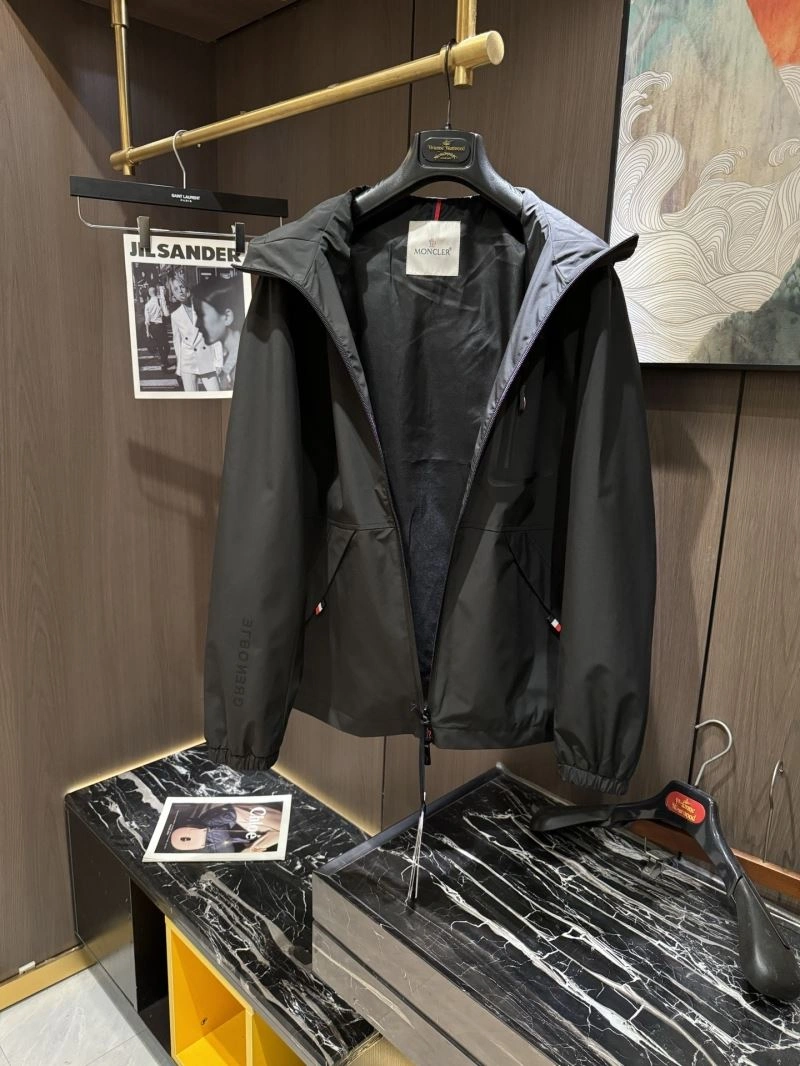 Trendy Moncler Outwear 140717