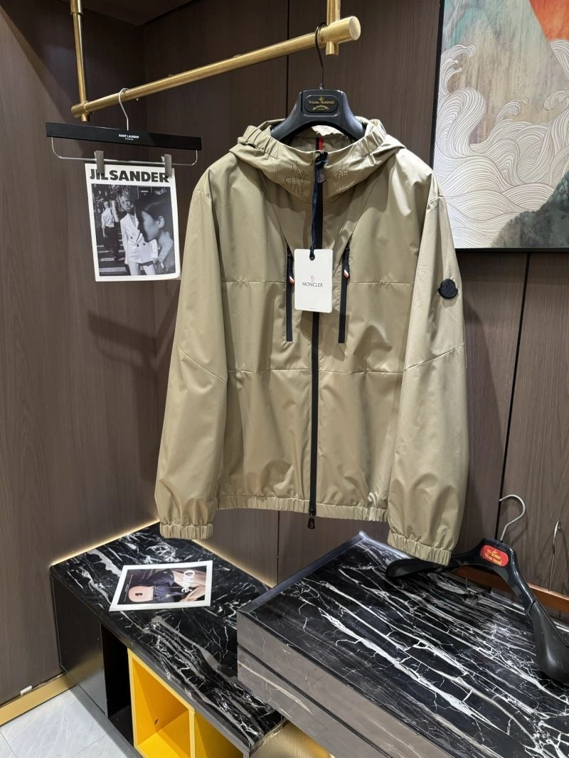 Original Moncler Outwear 140697