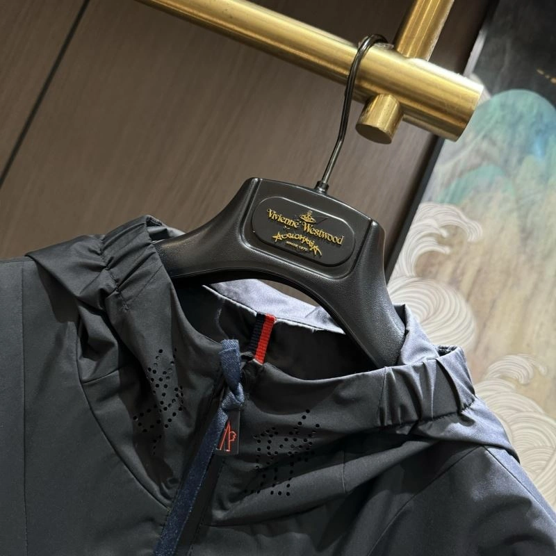Original Moncler Outwear 140697