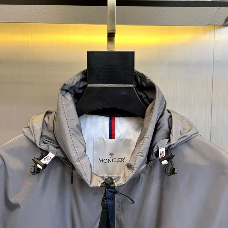 WrinkleFree Moncler Outwear 140698