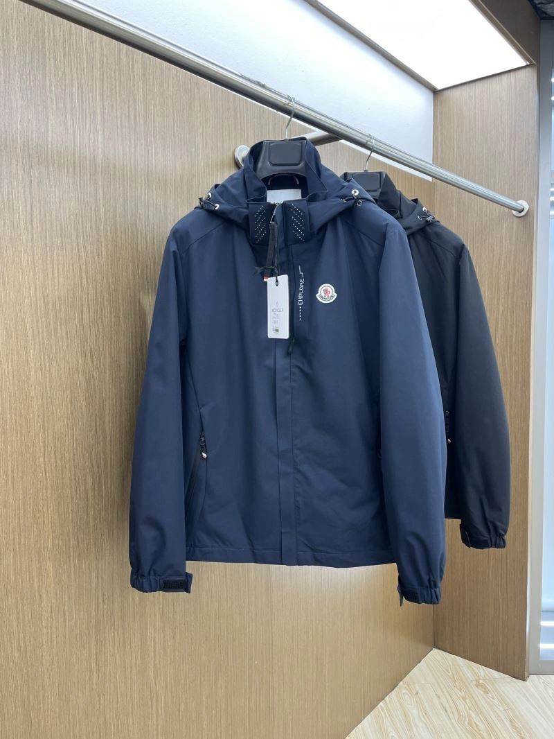 Moncler Outwear Durable 140701