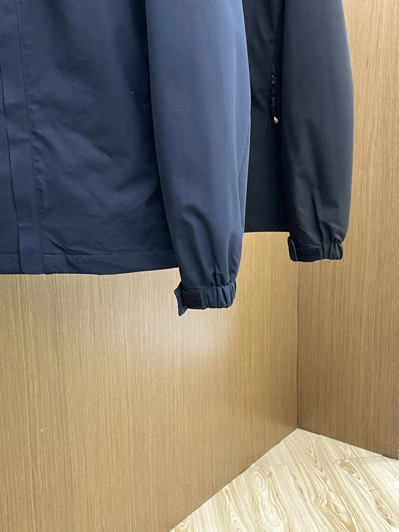 Moncler Outwear Durable 140701