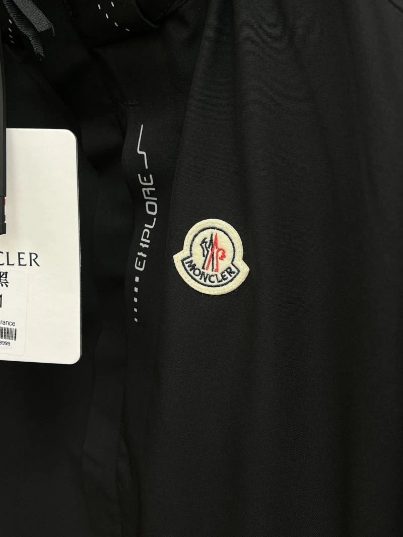 Moncler Outwear Youthful 140708