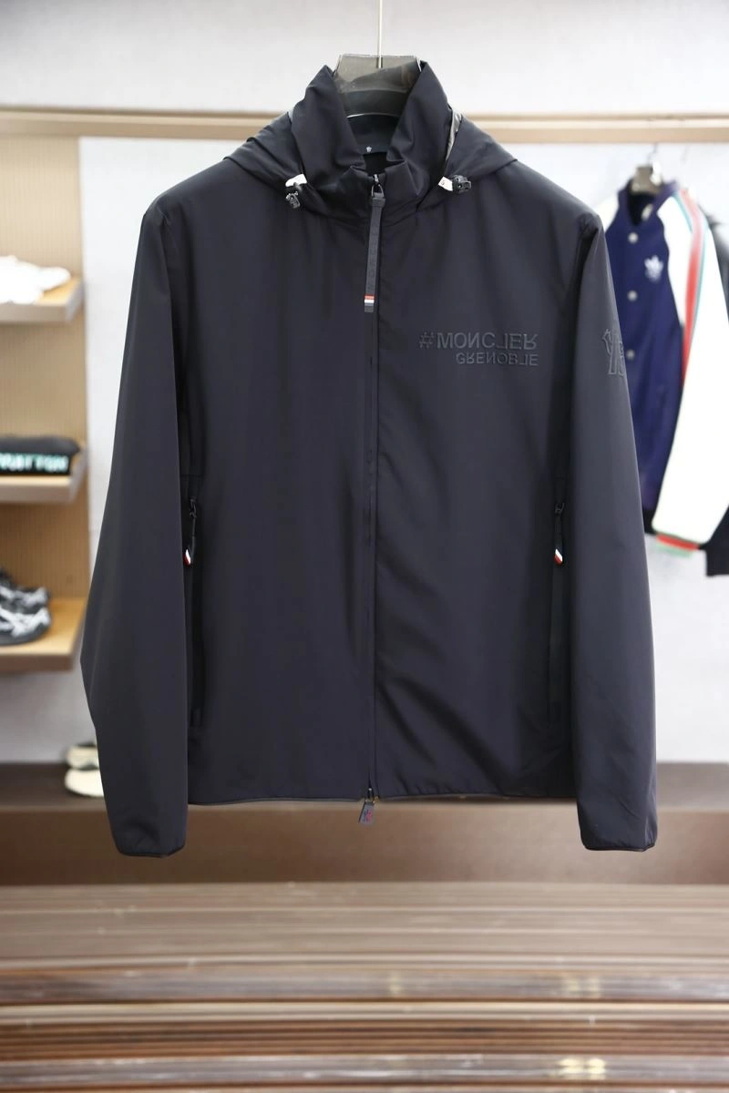 Moncler Outwear Refined 140696