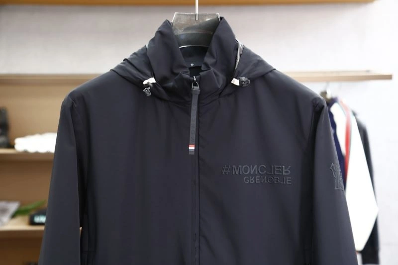 Moncler Outwear Refined 140696