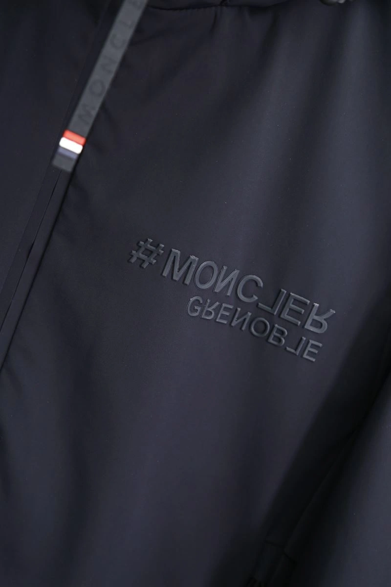 Moncler Outwear Refined 140696