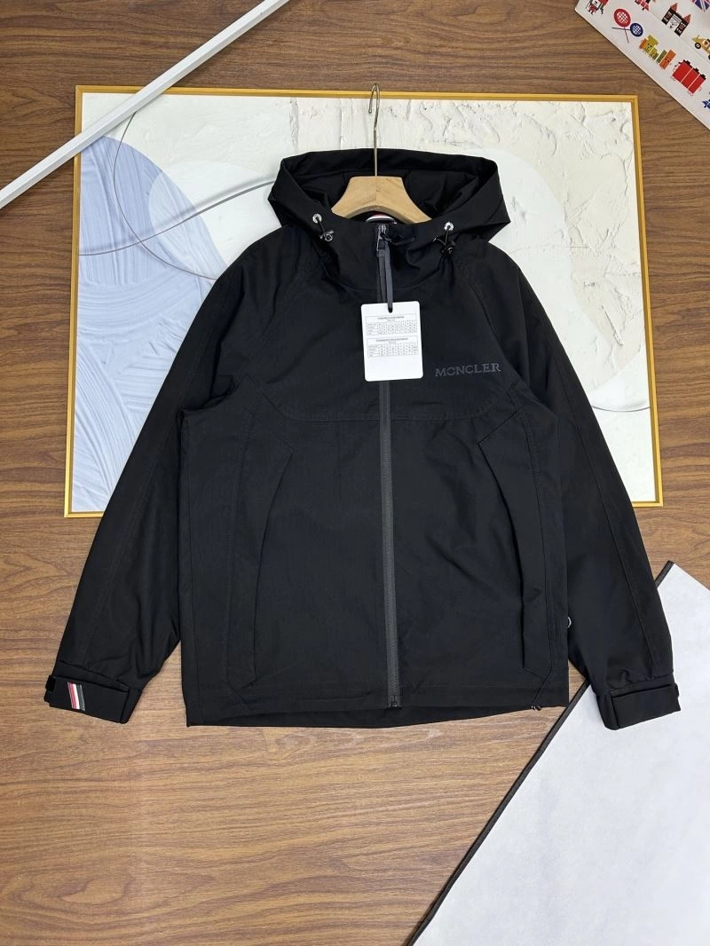 Moncler Outwear Durable 140693
