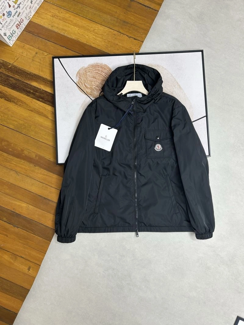Bold Moncler Outwear 140704