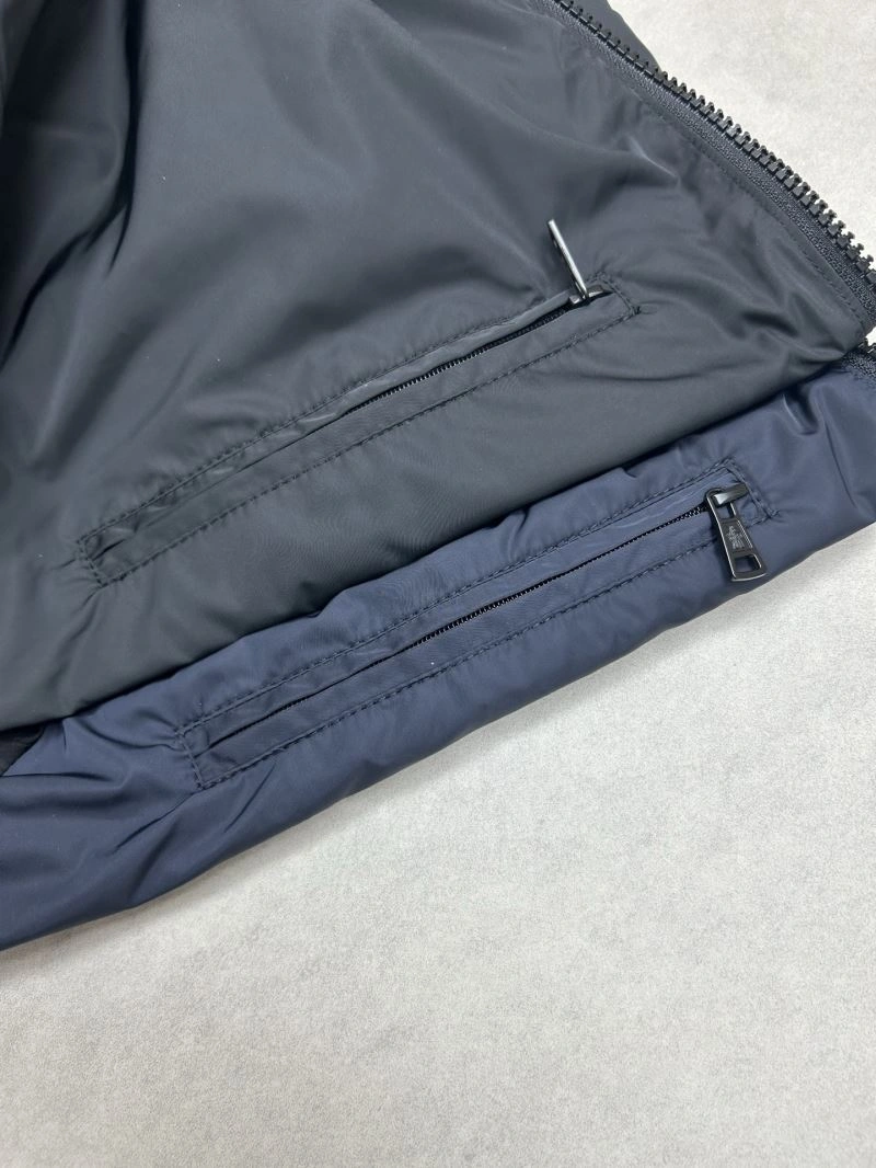 Bold Moncler Outwear 140704