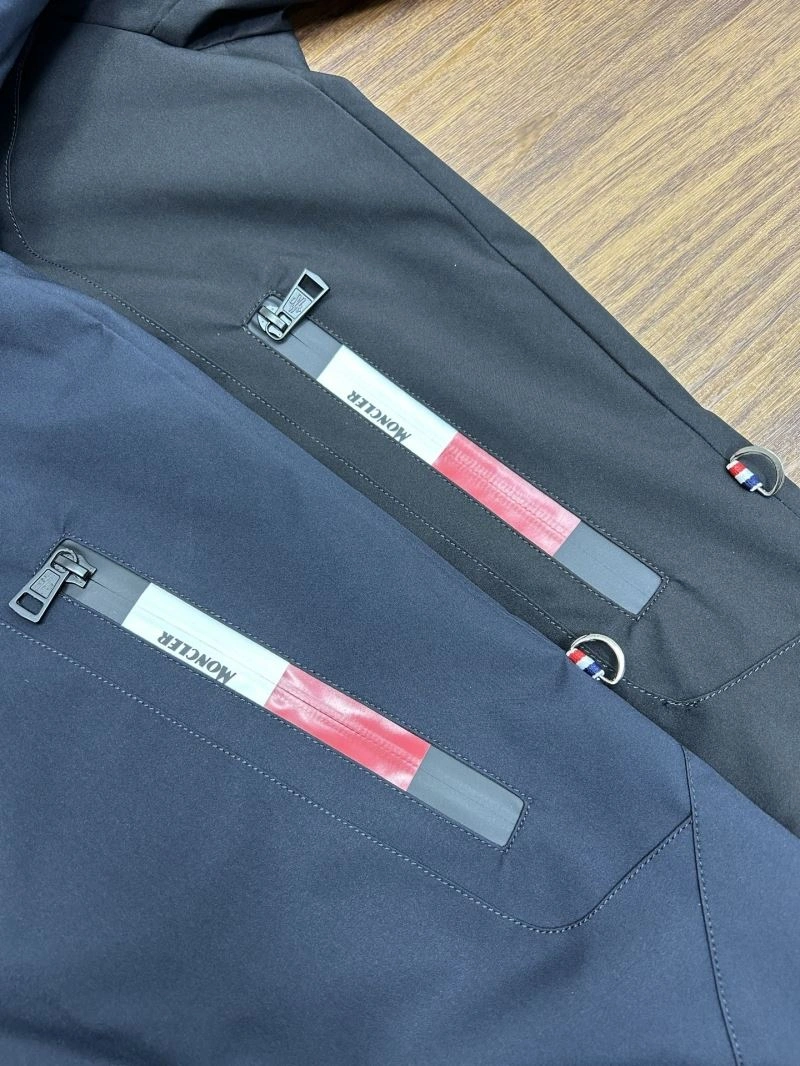 Bold Moncler Outwear 140689