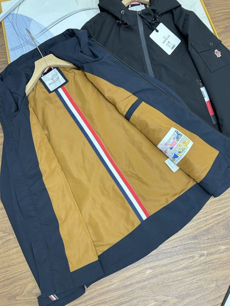 Bold Moncler Outwear 140689