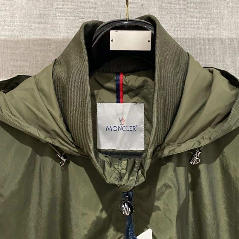 Moncler Outwear TechFriendly 140684