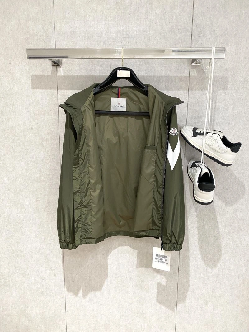 Moncler Outwear TechFriendly 140684