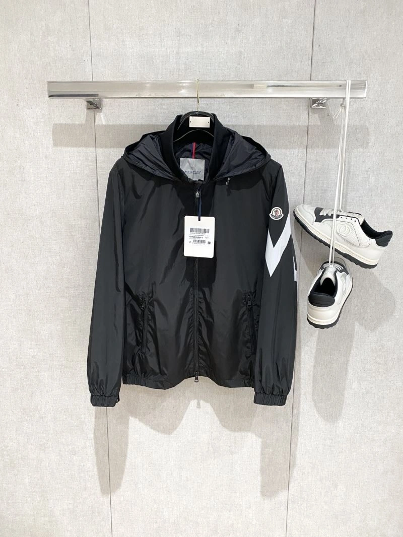 WeatherProof Moncler Outwear 140679