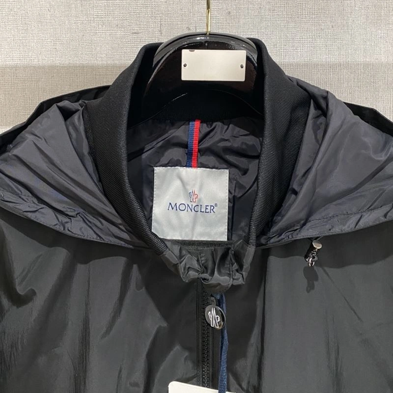 WeatherProof Moncler Outwear 140679