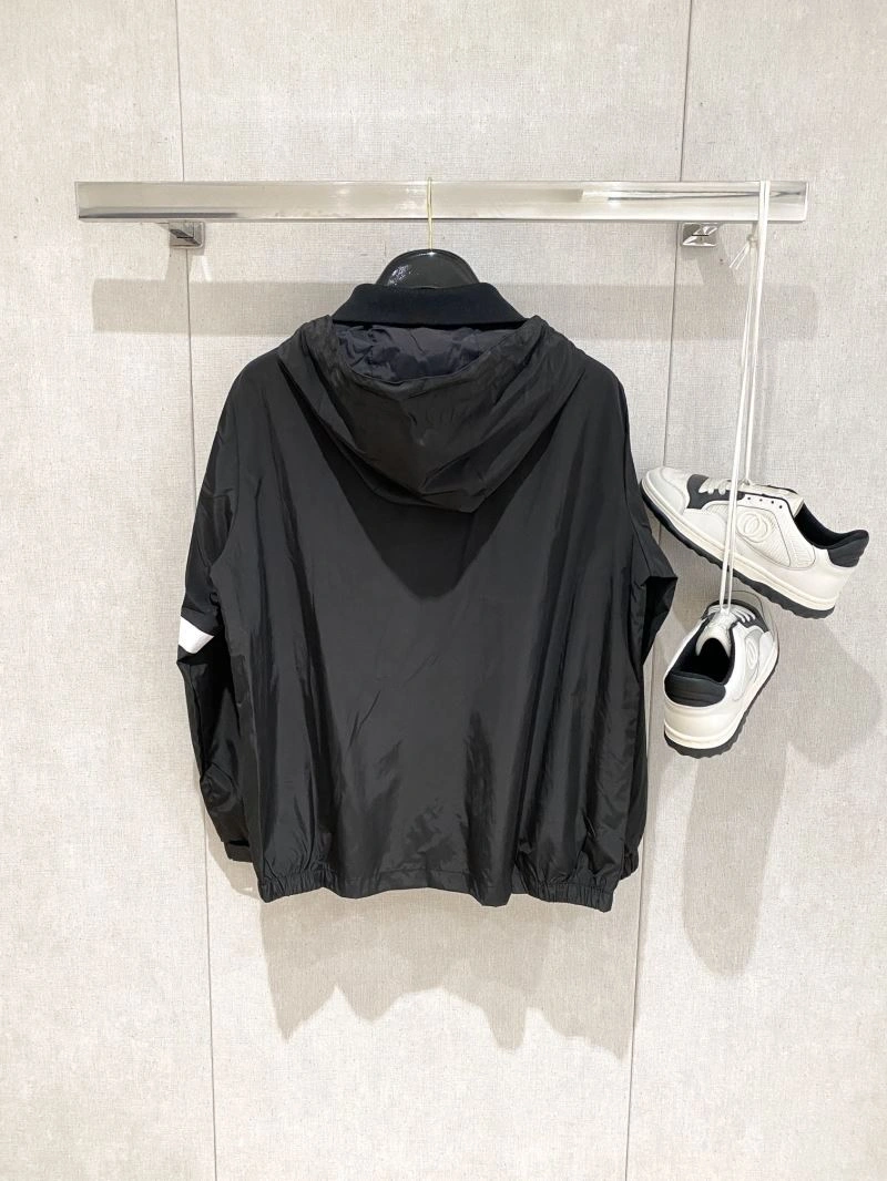 WeatherProof Moncler Outwear 140679