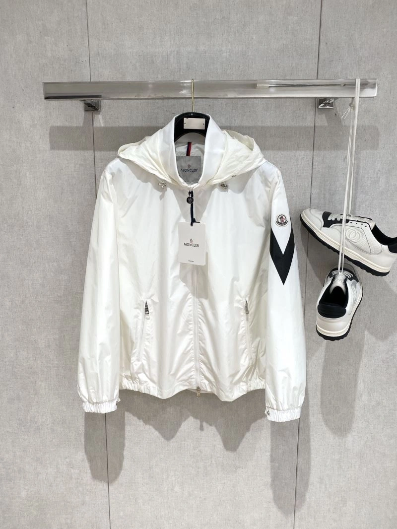 SoftTouch Moncler Outwear 140680