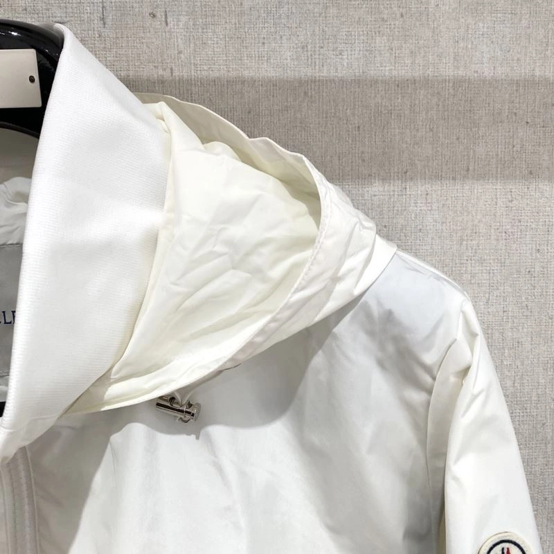 SoftTouch Moncler Outwear 140680