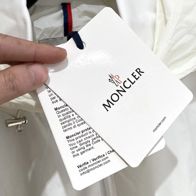 SoftTouch Moncler Outwear 140680