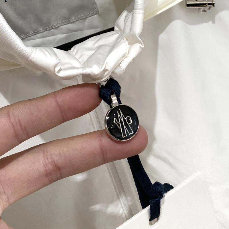 SoftTouch Moncler Outwear 140680