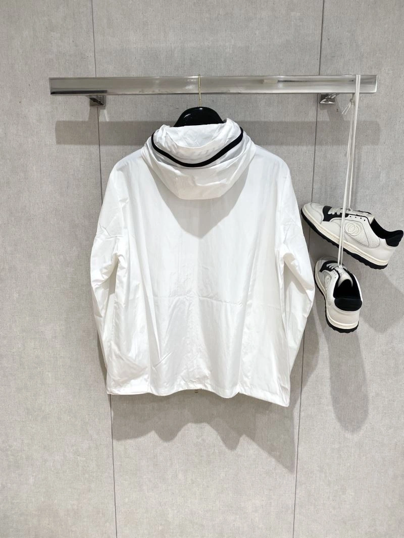 Breathable Moncler Outwear 140676
