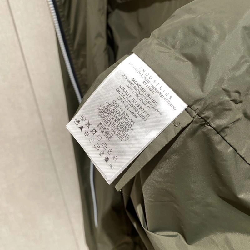 Breathable Moncler Outwear 140666
