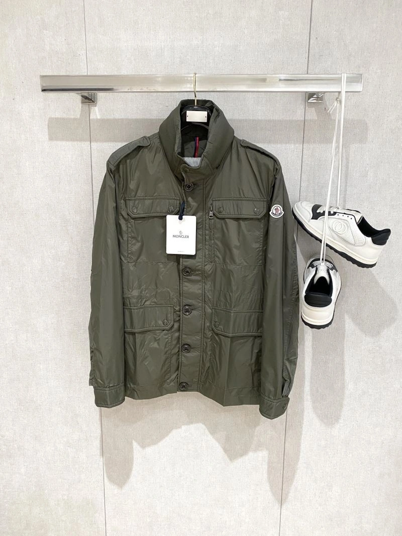 Youthful Moncler Outwear 140670