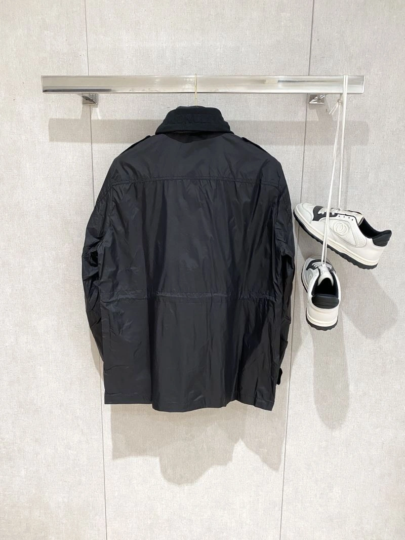 Moncler Outwear GoAnywhere 140667