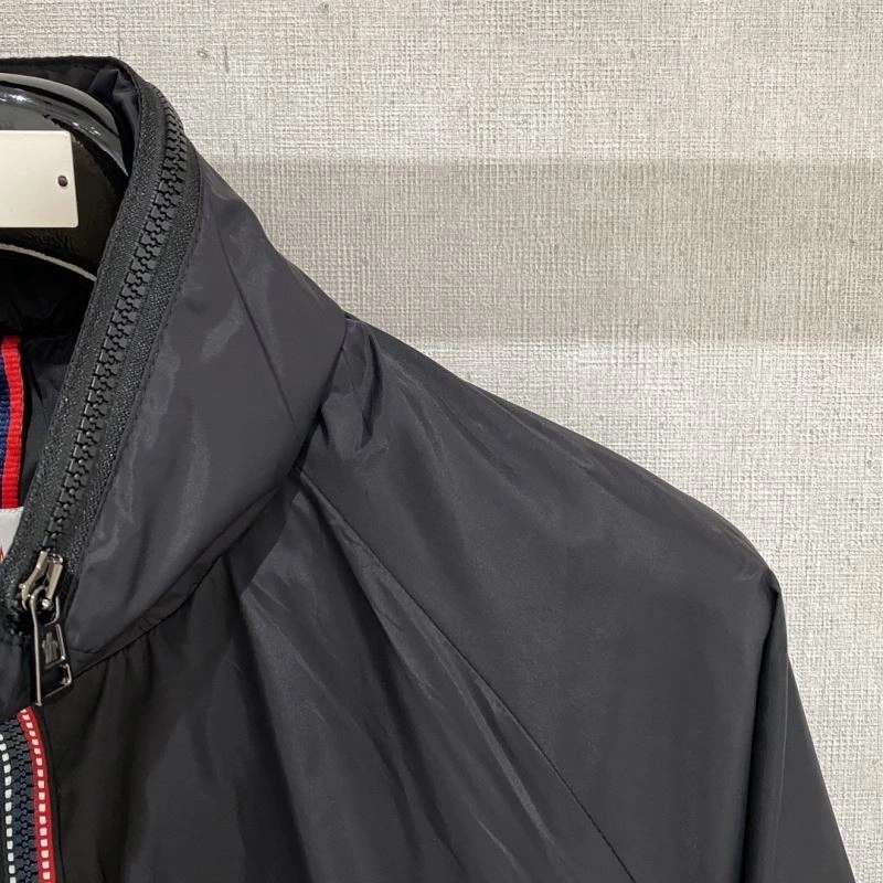 Moncler Outwear WaterResistant 140681