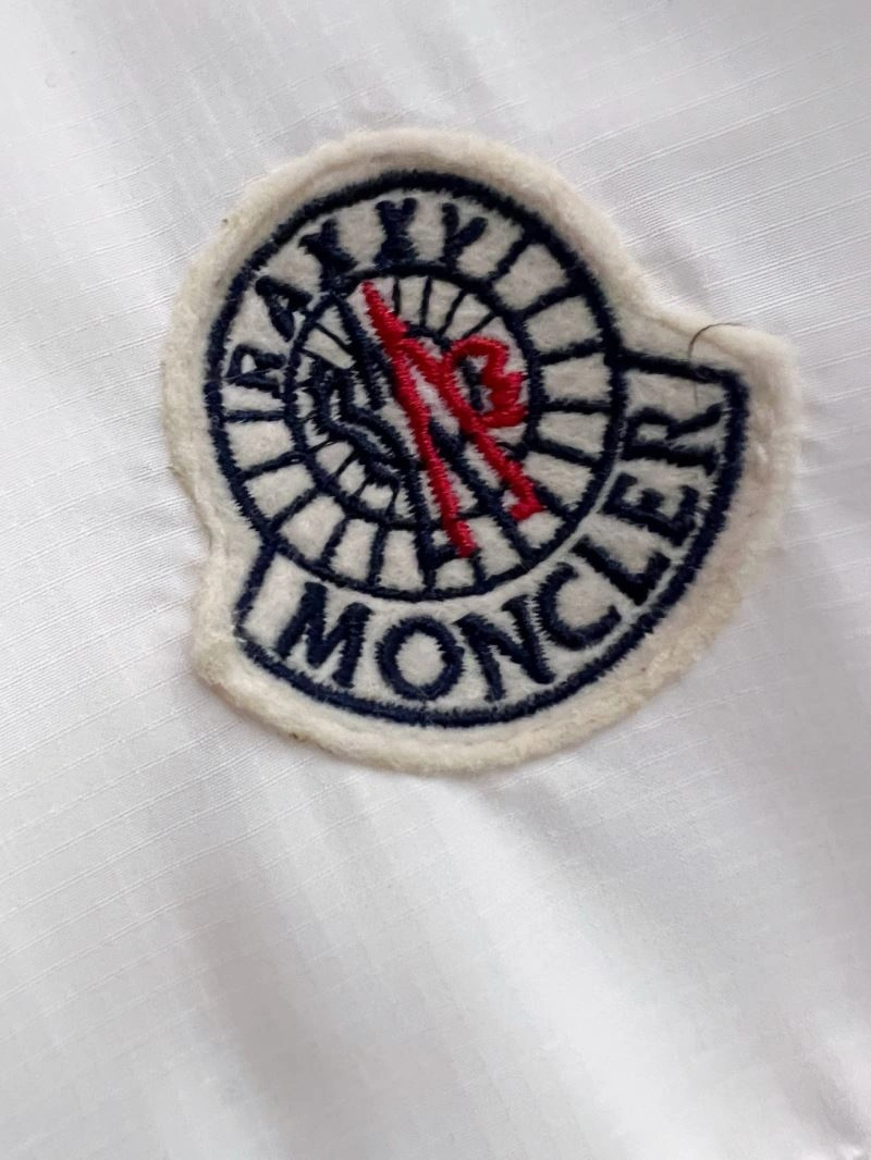 Moncler Outwear TopPick 140688
