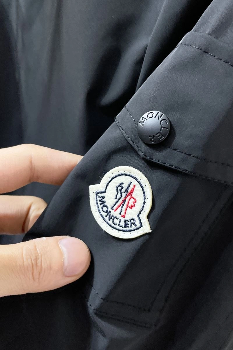 MultiPurpose Moncler Outwear 140665