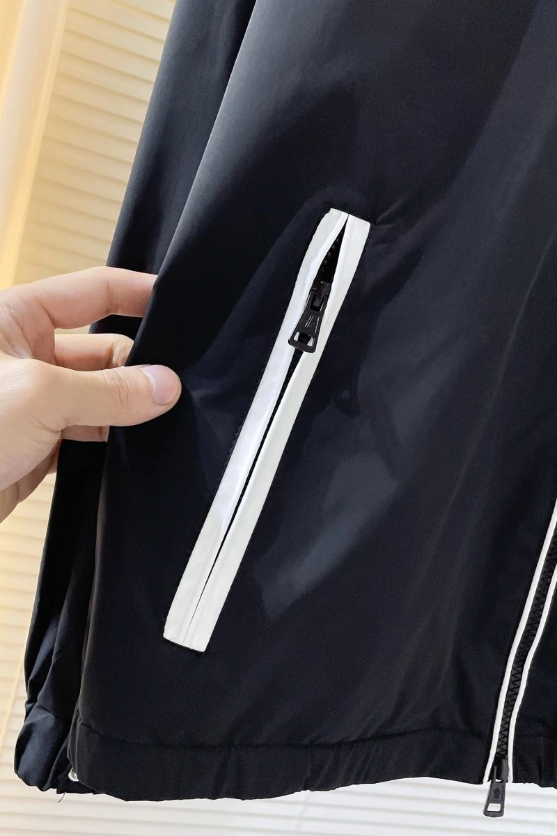MultiPurpose Moncler Outwear 140665