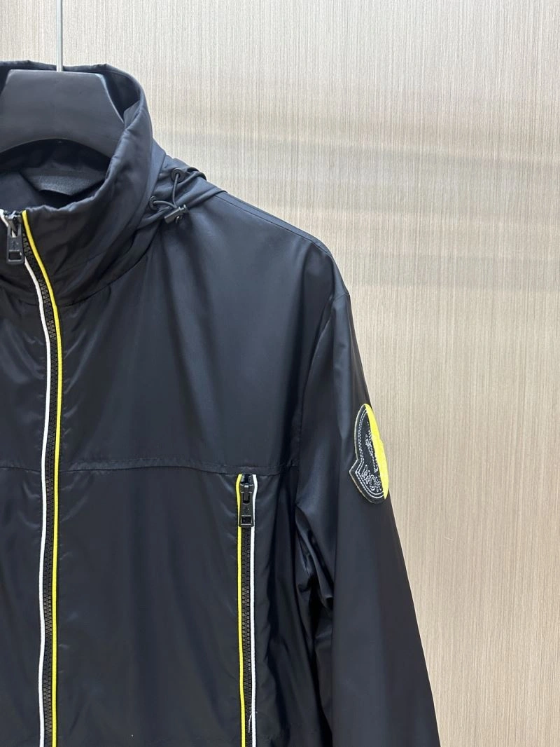 Moncler Outwear QuickDry 140691