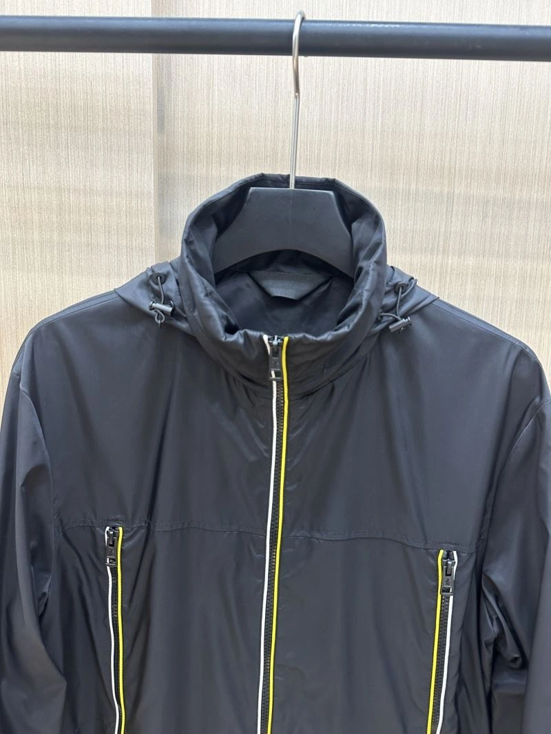 Moncler Outwear QuickDry 140691