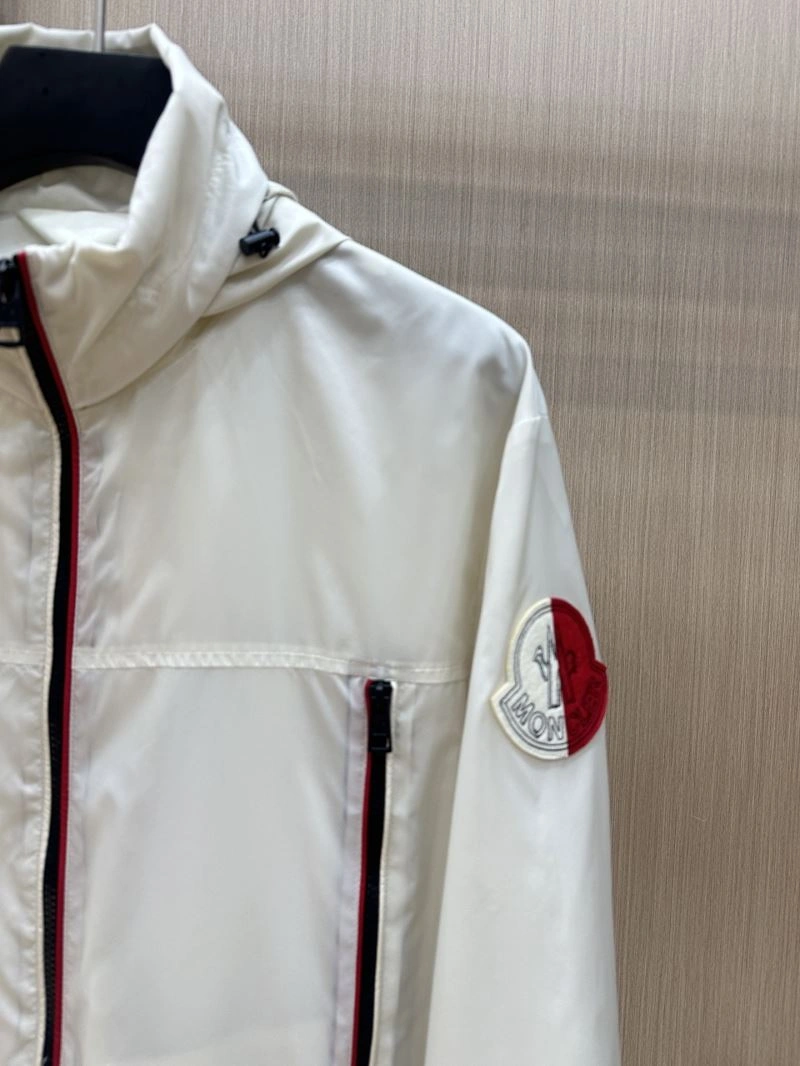 GoAnywhere Moncler Outwear 140663