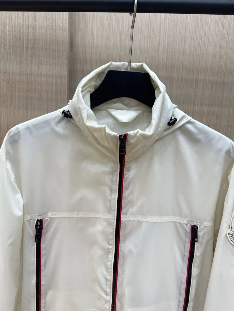 GoAnywhere Moncler Outwear 140663