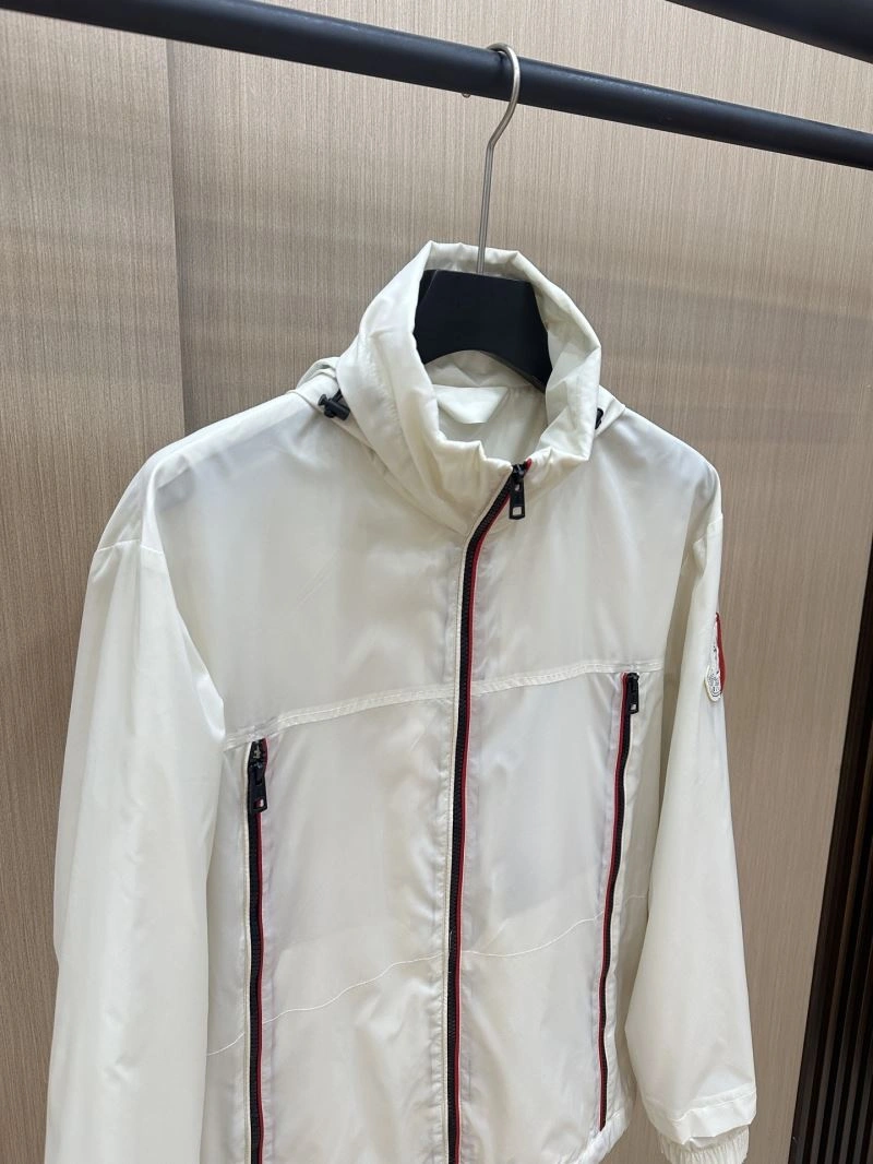 GoAnywhere Moncler Outwear 140663