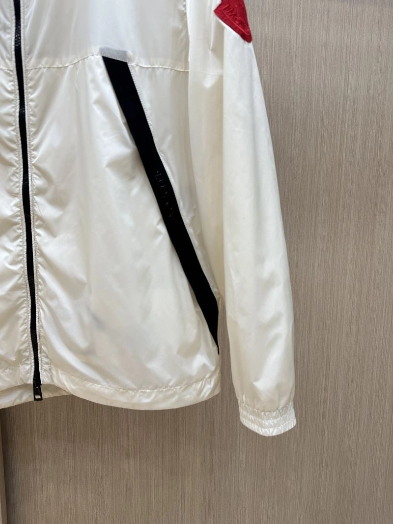 SoftTouch Moncler Outwear 140661