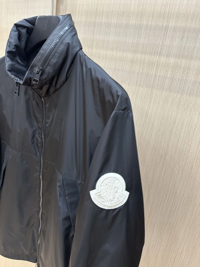 Moncler Outwear SmartChoice 140732