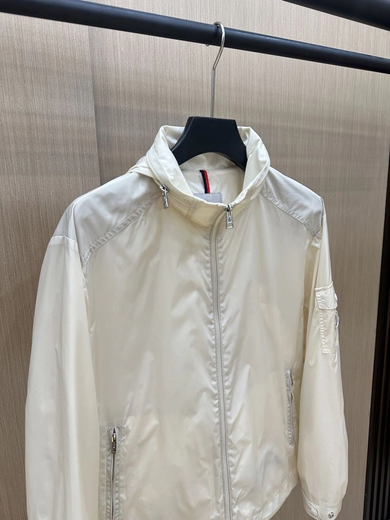 Moncler Outwear AllSeason 140659