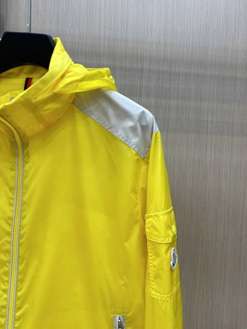 Moncler Outwear Trendsetting 140658