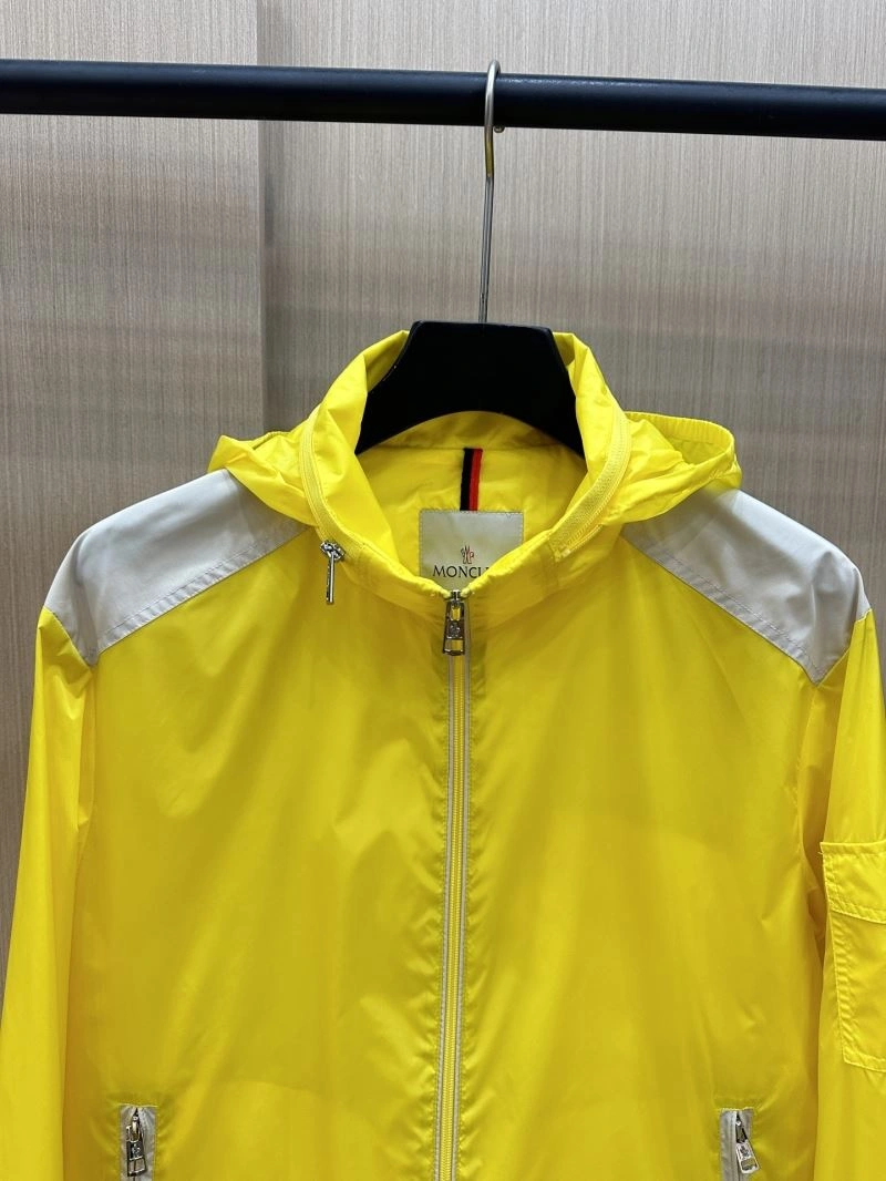 Moncler Outwear Trendsetting 140658